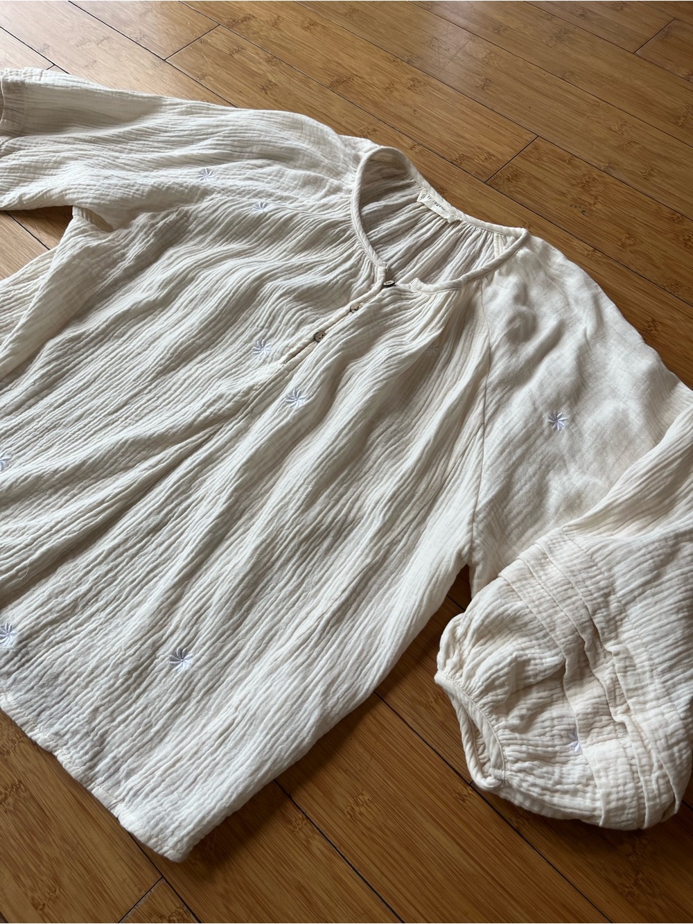 By Together Cream Gauze 100% Cotton Peasant Blouse with Daisy Embroidery